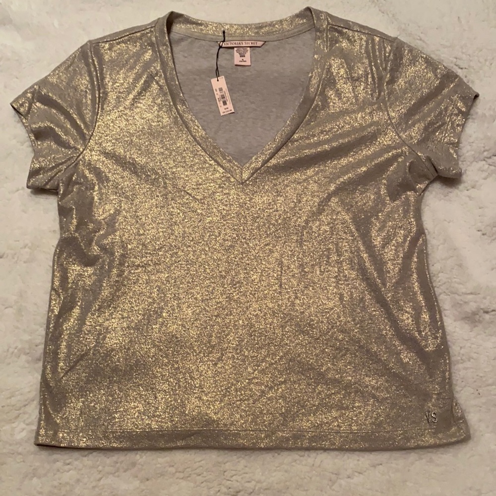 MOVING SALE 3/$20 5/$25 Victoria’s Secret T-shirt